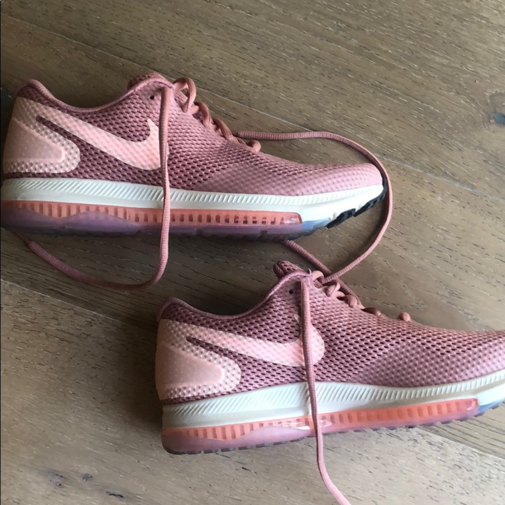 Nike Zoom all out